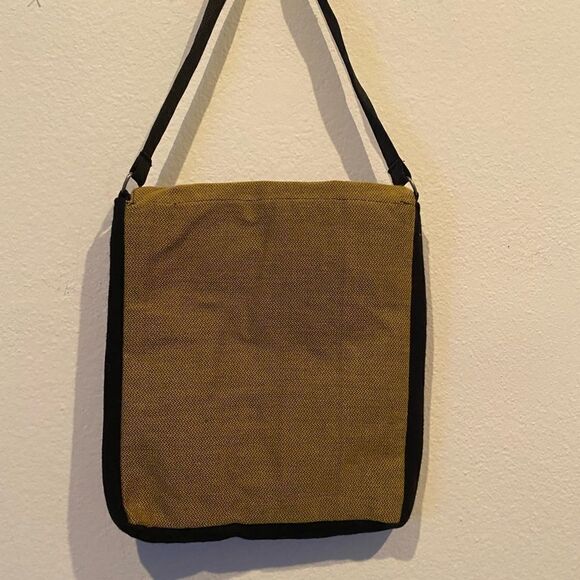 Aztec Shoulder Bag  - Picture 4 of 4